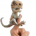 Fingerlings Skeleton 3980